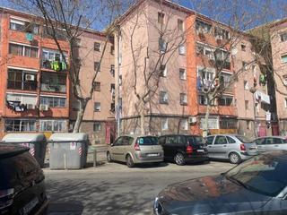 Pis a Sant Roc. Se vende piso en badalona, zona sant roc