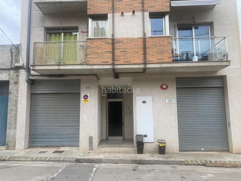 Foto 7283a11b-6e5c-45fe-adfd-9c202bf8a379. Aparcament cotxe a Navàs