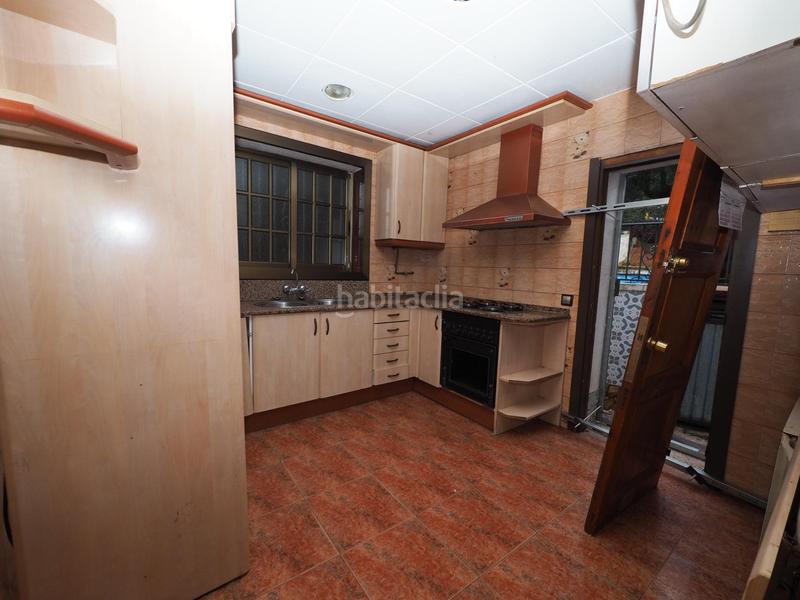Foto 97801a5c-2ed9-4d59-99b8-d36cf0d008d3. Casa se vende casa con piscina , urbanización roca rossa en Tordera