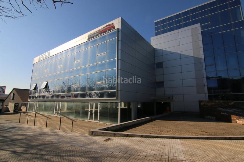 Foto d72b3cfa-92f4-418d-833f-3b154976aa2b. Rent office space in carretera carretera de rubi 352 in Terrassa