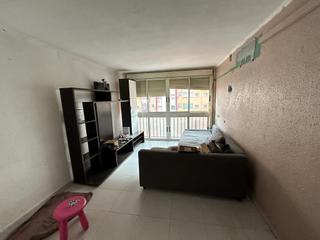 Pis a Sant Roc. Se vende piso en badalona, zona sant roc