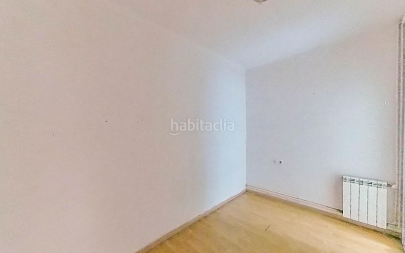 Foto 83358205-96e2-4d8f-87fd-df0e3a9e4734. Pis amb calefacció a Bon Pastor Barcelona