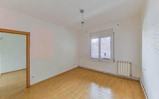Appartement à Bon Pastor. Se vende piso en barcelona, zona bon pastor