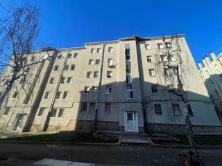 Appartamento in Els Merinals. Se vende piso en sabadell, zona els merinals