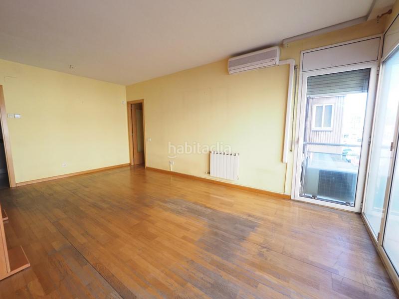 Foto 96d5adc0-05ea-4d08-bf5a-c9f31fef3271. Pis amb calefacció aparcament a Covadonga Sabadell