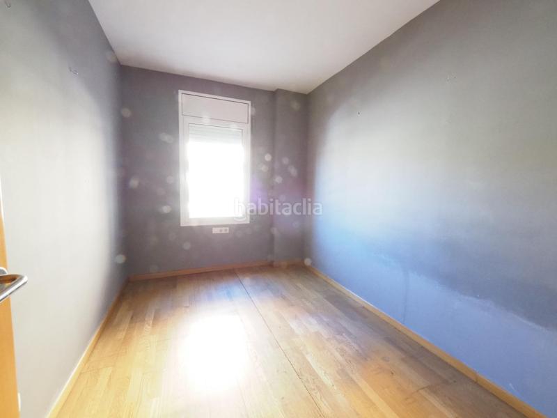 Foto b8c58ec1-22ff-47ff-ba90-789de8c5b6f2. Pis amb calefacció aparcament a Covadonga Sabadell