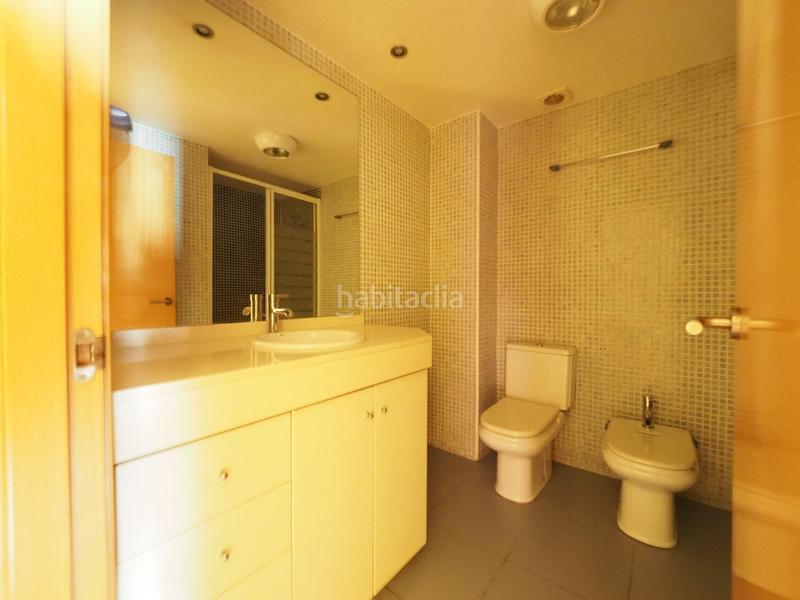 Foto cb424e1a-064c-4b6c-9b5b-fa301386e3e2. Pis amb calefacció aparcament a Covadonga Sabadell