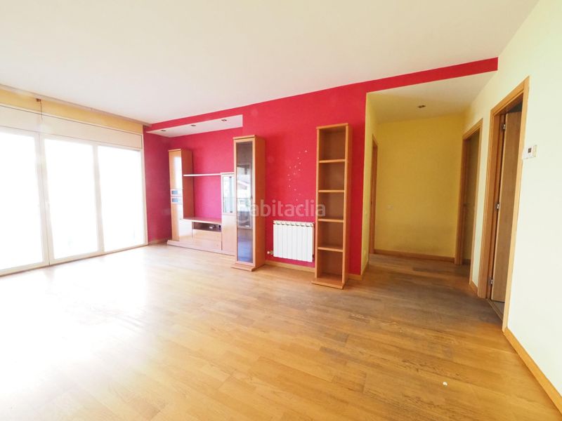 Foto 523a7419-1e34-4548-bf42-23c078472a10. Pis amb calefacció aparcament a Covadonga Sabadell