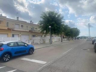 Casa a Bellvei. Se vende casa adosada en bellvei