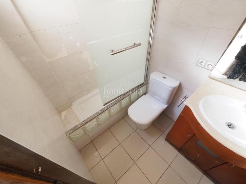 Foto f1ca21f1-dbd8-4b04-a6e2-a47fb93dc566. Piso oportunidad para inversores! en La Maurina Terrassa