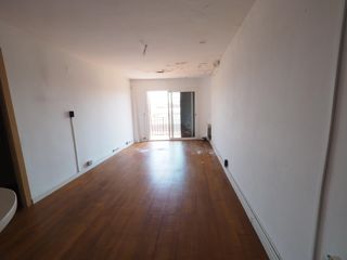 Flat in Lluminetes. Se vende piso en castelldefels, zona luminetes