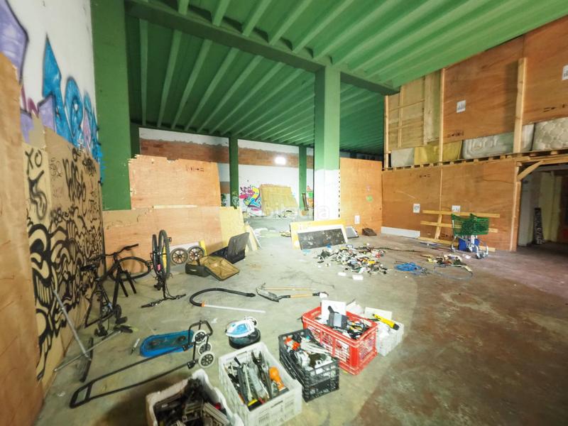 Foto 6c540666-193f-46b5-8d7b-0c1721ae57a2. Bâtiment à usage industriel dans Can Parellada Terrassa