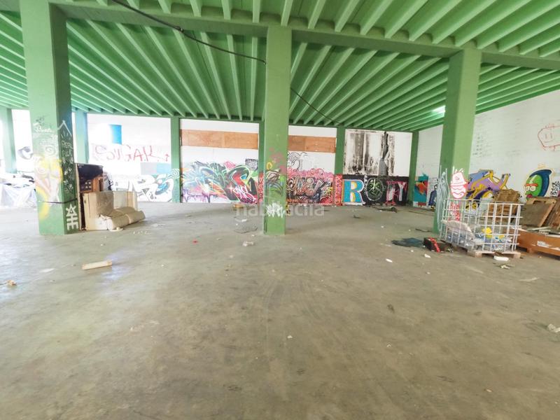 Foto ccd7361c-ea89-4842-9c97-750d7aab5691. Bâtiment à usage industriel dans Can Parellada Terrassa