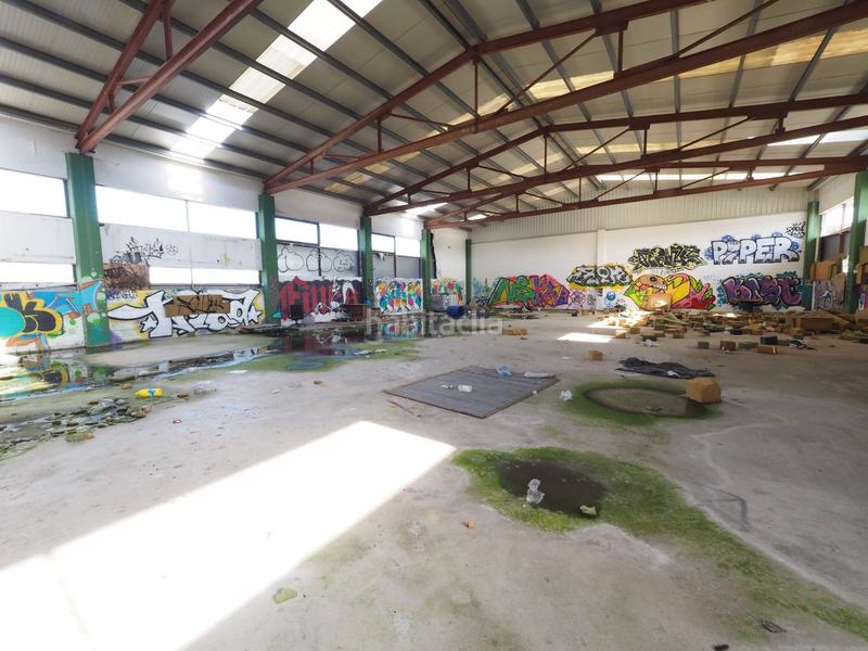 Foto d9195fb5-5b92-4338-8601-831259922e41. Bâtiment à usage industriel dans Can Parellada Terrassa