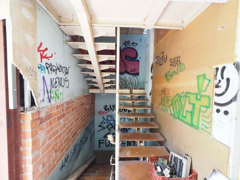 Foto f9e416bf-40af-4126-91f1-f9e1f68b1220. Bâtiment à usage industriel dans Can Parellada Terrassa