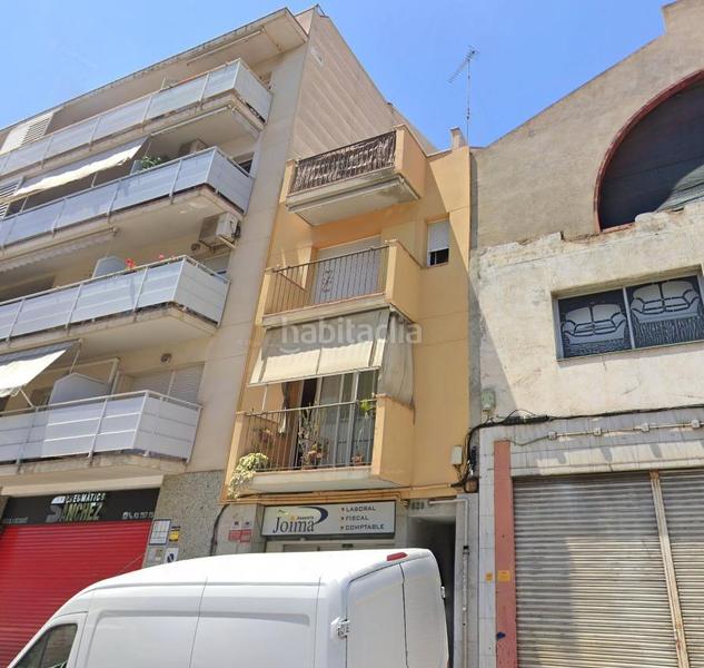 Foto 4d577a9a-ddfd-46e4-83cf-a6bfa824f9be. Piso oportunidad para inversores! en Pla d'en Boet Mataró