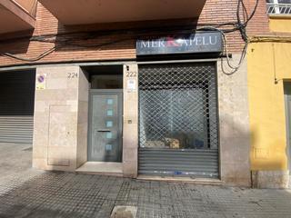 Local commercial à Vallirana. Oportunidad de inversión!