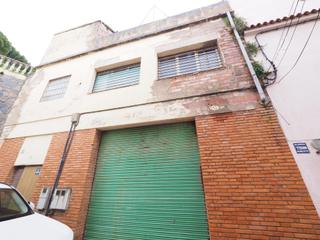Maison à Olesa de Montserrat. Se vende casa adosada en olesa de montserrat