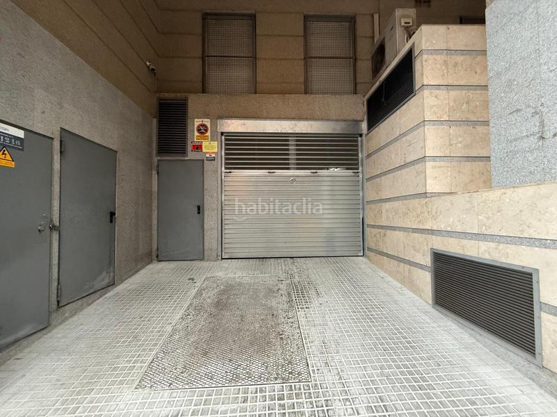 Foto bc162b42-ddd1-4dd8-afed-5865bc450439. Posto auto in Cementiri Vell Terrassa