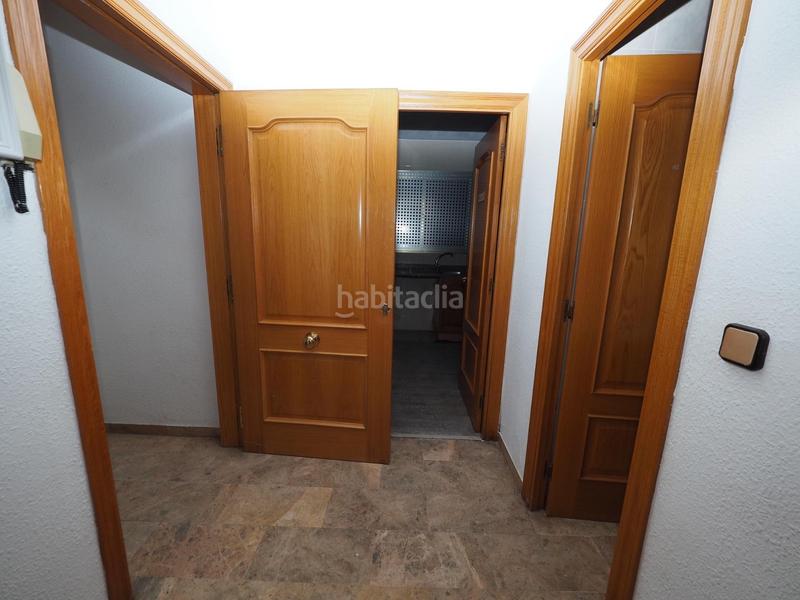 Foto bd7eec2b-fa73-4f88-878d-24e3a0a6510b. Casa adosada se vende casa adosada en rubi, zona Mercat en Rubí