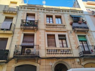 Edifici a Sants. Se vende edificio en barcelona, zona sants