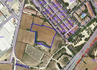 Terrain résidentiel à La Girada. Se vende terreno en vilafranca del penedes