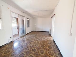 Piso en Creu de Barberà. Se vende piso en sabadell, zona creu de barbera