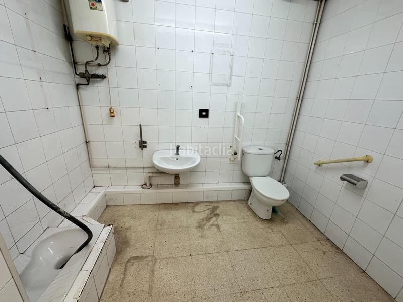 Foto 19fde9c2-5f95-44fe-bccf-b74ae430961e. Locale commerciale in Sant Joan Vilanova i la Geltrú