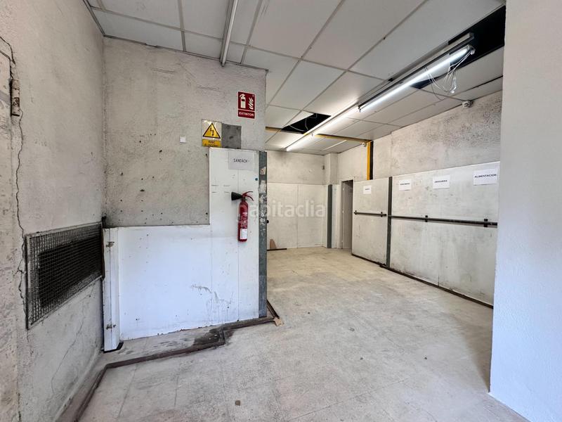 Foto 408e322e-af80-4588-8c9a-ad22d6ecfbcf. Locale commerciale in Sant Joan Vilanova i la Geltrú