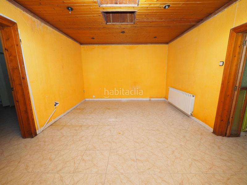 Foto 64c85c75-daa2-4253-a8c1-fe1fdea5ccf9. Casa adosada se vende casa adosada en Navarcles