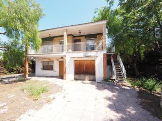 Casa a Santa Oliva. Se vende casa en santa oliva, zona les pedreres