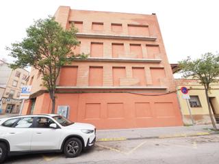 Édifice à Ca n'Anglada. Se venden 8 pisos en terrassa, zona can angalada