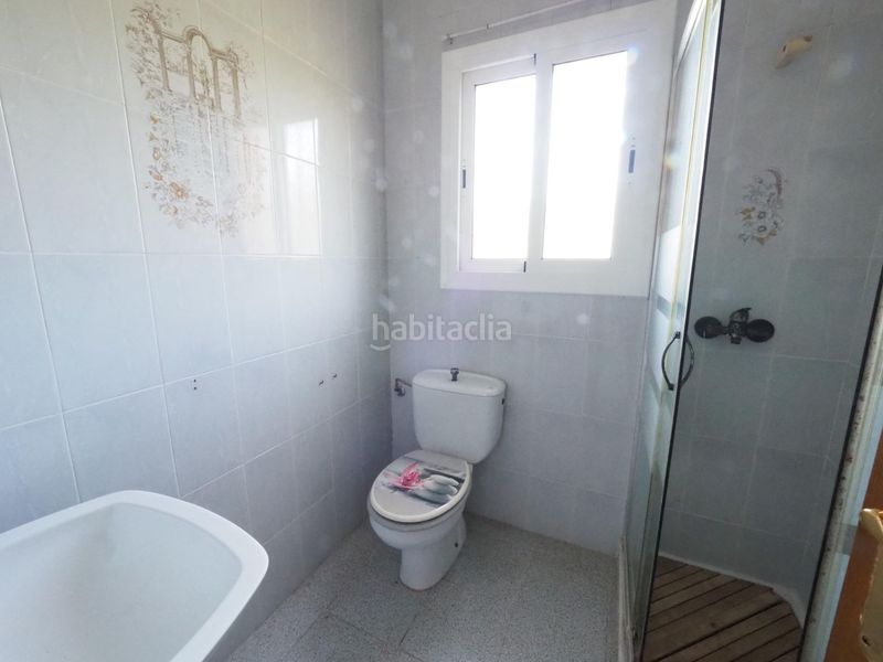Foto 9b5538f1-66ab-4dfe-b5e1-b635d524f938. Casa a Olesa de Bonesvalls