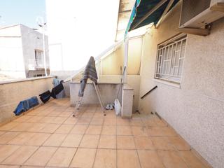 Casa adossada a Can Puiggener. Se vende casa adosada en sabadell, zona puiggener