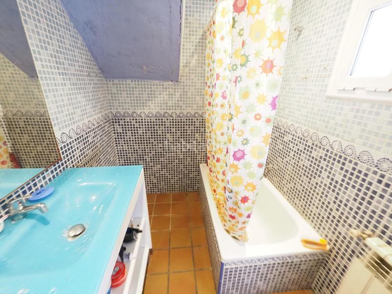 Foto 69381c87-2481-4d62-b06c-3b128c91ca9c. Casa adosada se vende casa adosada , zona puiggener en Sabadell