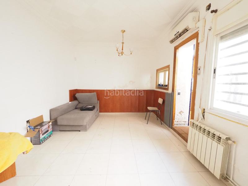 Foto eadbf072-27b5-4501-9eaf-467864577b6f. Casa adosada se vende casa adosada , zona puiggener en Sabadell