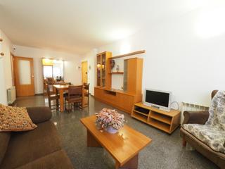 Appartement à Bon Pastor. Se vende piso en barcelona, zona bon pastor