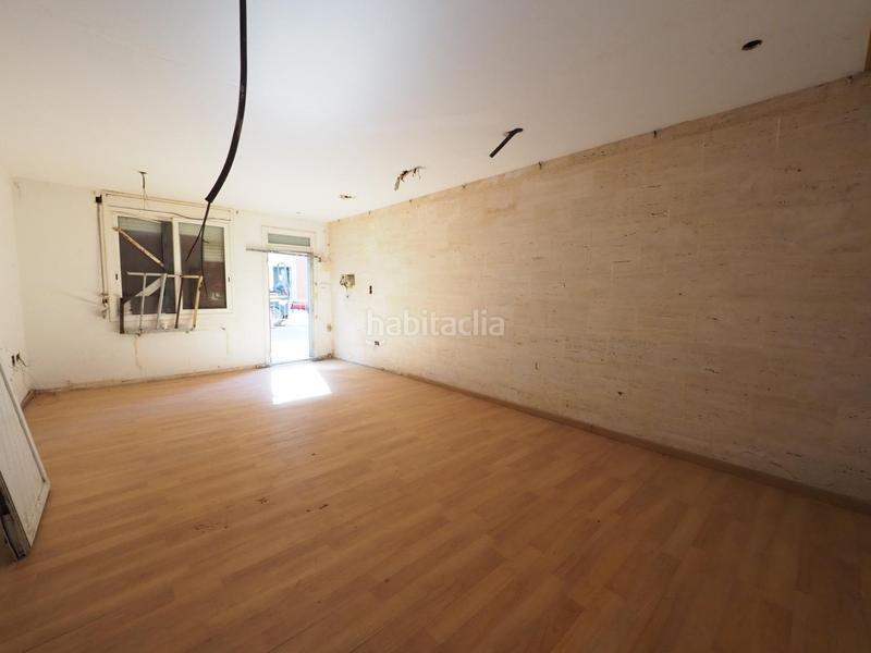 Foto 9e5a5bfe-16b6-4037-9e57-8daf22e069bd. Piso se vende loft , zona La Maurina en La Maurina Terrassa