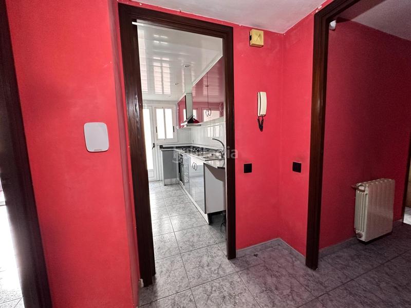 Foto 1bc83efa-7bcc-48ca-942c-e40bc259d917. Piso se vende piso en rubi, zona Mercat en Mercat Rubí