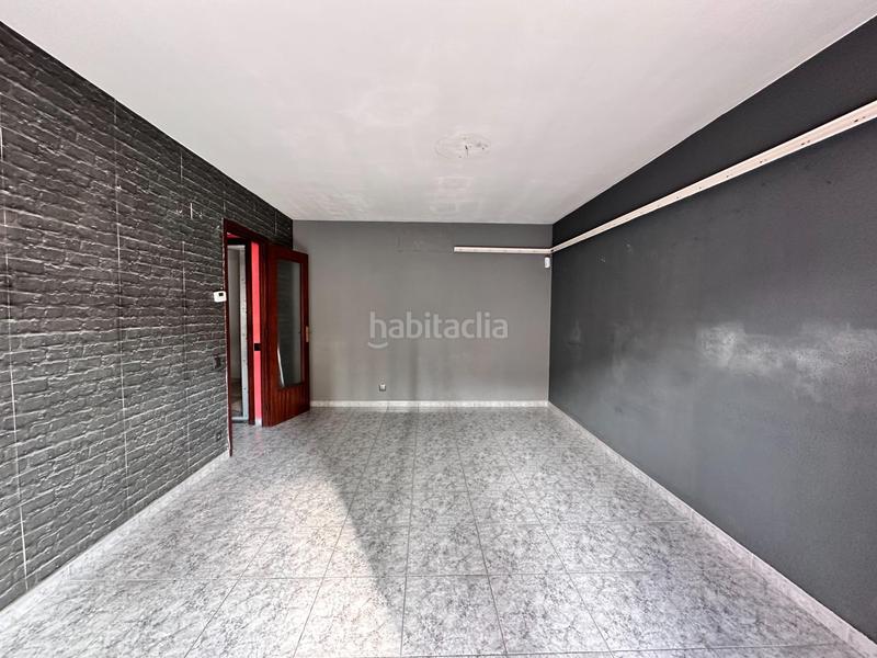 Foto f2c80956-b826-4708-a488-d57c7a616c25. Piso se vende piso en rubi, zona Mercat en Mercat Rubí
