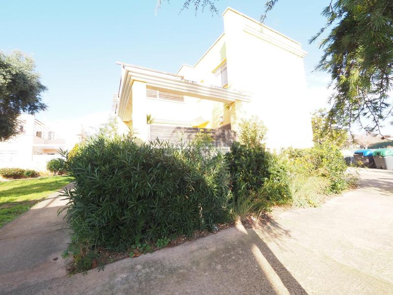 Foto 01ba401b-b97b-479a-b814-187ed7f6a663. Casa pareada se vende casa pareada en el vendrell, zona Bonavista en Vendrell (El)