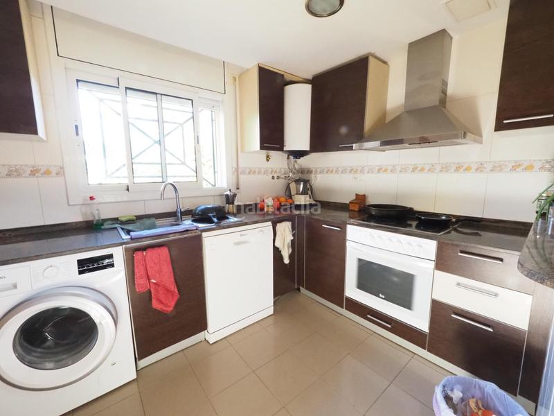 Foto 042a555f-43ce-4aaa-ad25-ea87d4318784. Casa pareada se vende casa pareada en el vendrell, zona Bonavista en Vendrell (El)