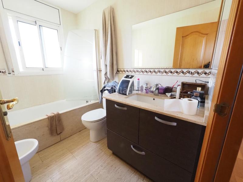 Foto c11c4af1-607f-451d-9b2b-117f98f3a57b. Casa pareada se vende casa pareada en el vendrell, zona Bonavista en Vendrell (El)