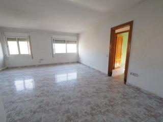 Pis a Can Rull. Se vende piso en sabadell