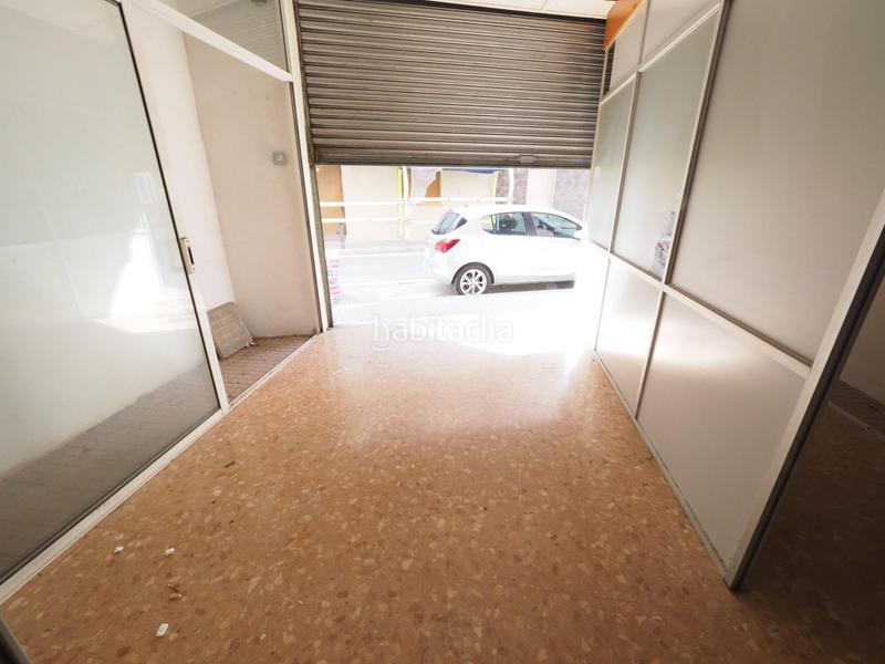 Foto 11ec0eef-258b-49d0-ae55-2d458132dd5c. Business premise in La Gavarra Cornellà de Llobregat