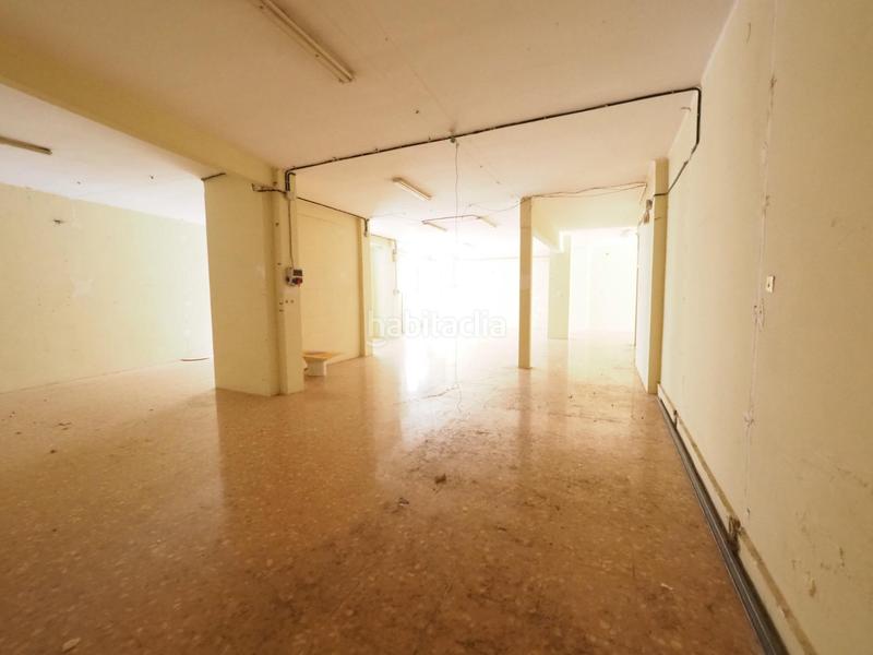 Foto e3836b71-dd55-403c-958e-2ac9445950b0. Business premise in La Gavarra Cornellà de Llobregat