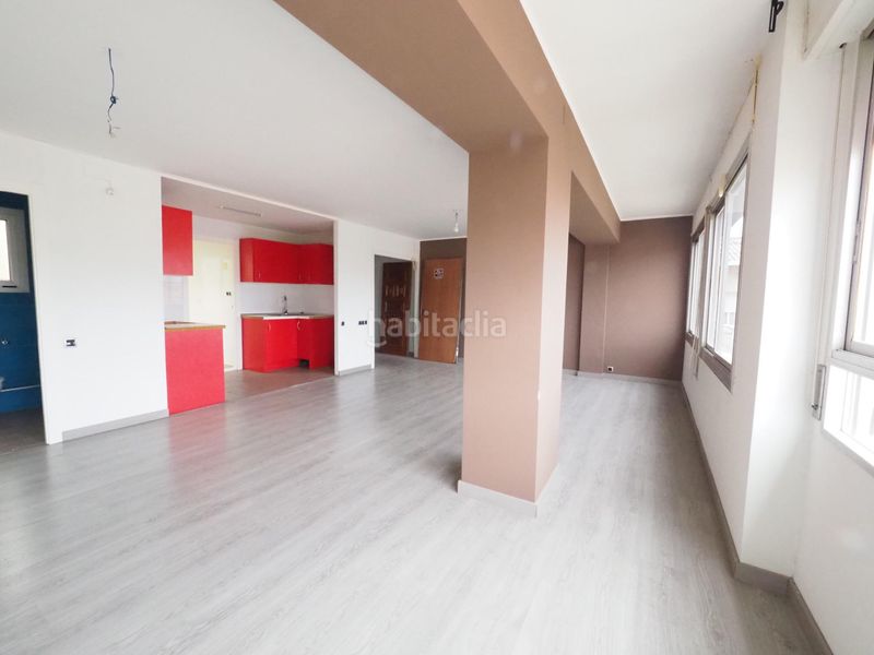 Foto 6b6ec120-d956-4ef9-99d8-994e5946b7bf. Àtic a Plaça Catalunya - Escola Industrial Terrassa