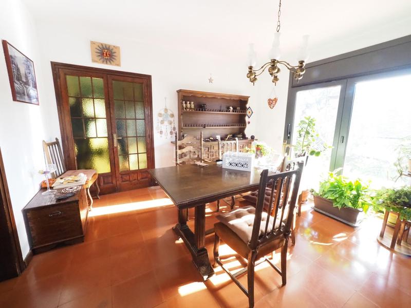 Foto 731447ef-ac53-4f29-b4bb-0a313be0163f. House with parking in Gurb