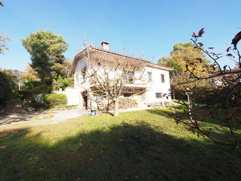 Foto f6a4c812-72be-47e6-a1f1-9c74ec4bbb60. House with parking in Gurb