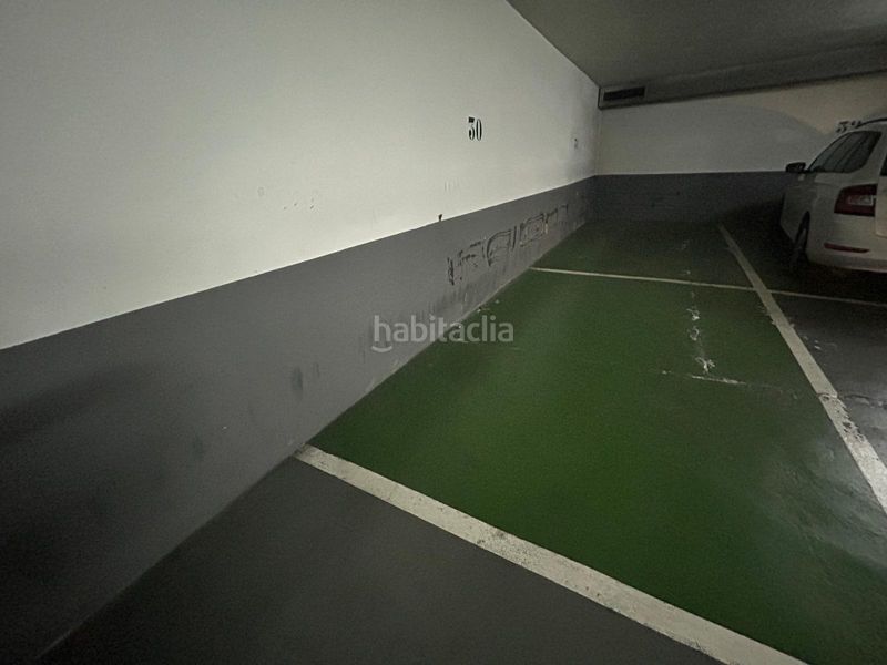 Foto 46808b03-754e-4514-a44d-91df16a468d4. Aparcament cotxe a Vallcarca - Penitents Barcelona